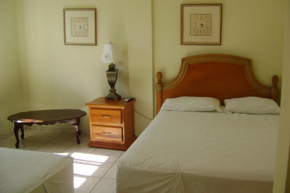 Caribbean Hotel Cayes Les Cayes Eksteriør billede